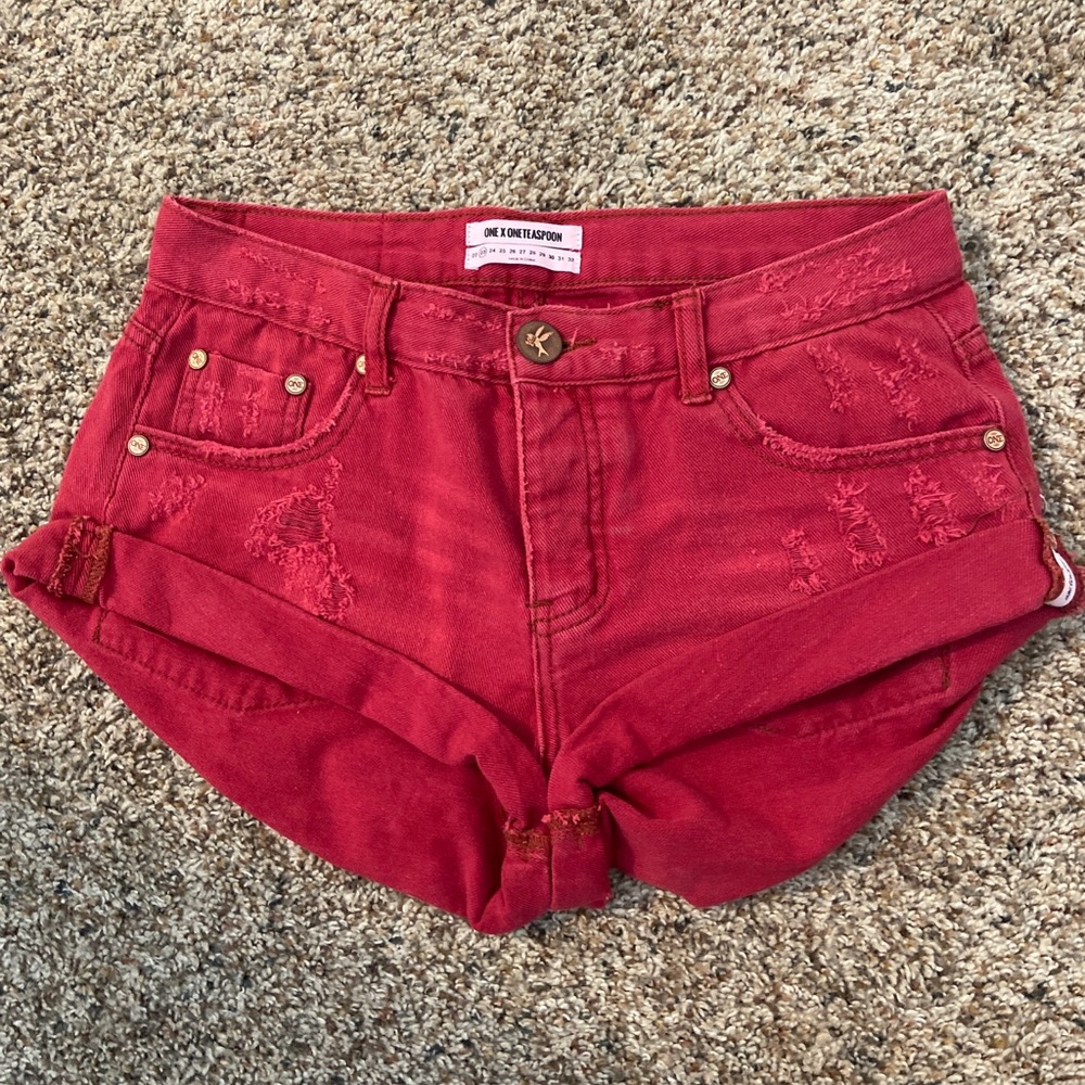 ONE Jean shorts red 23